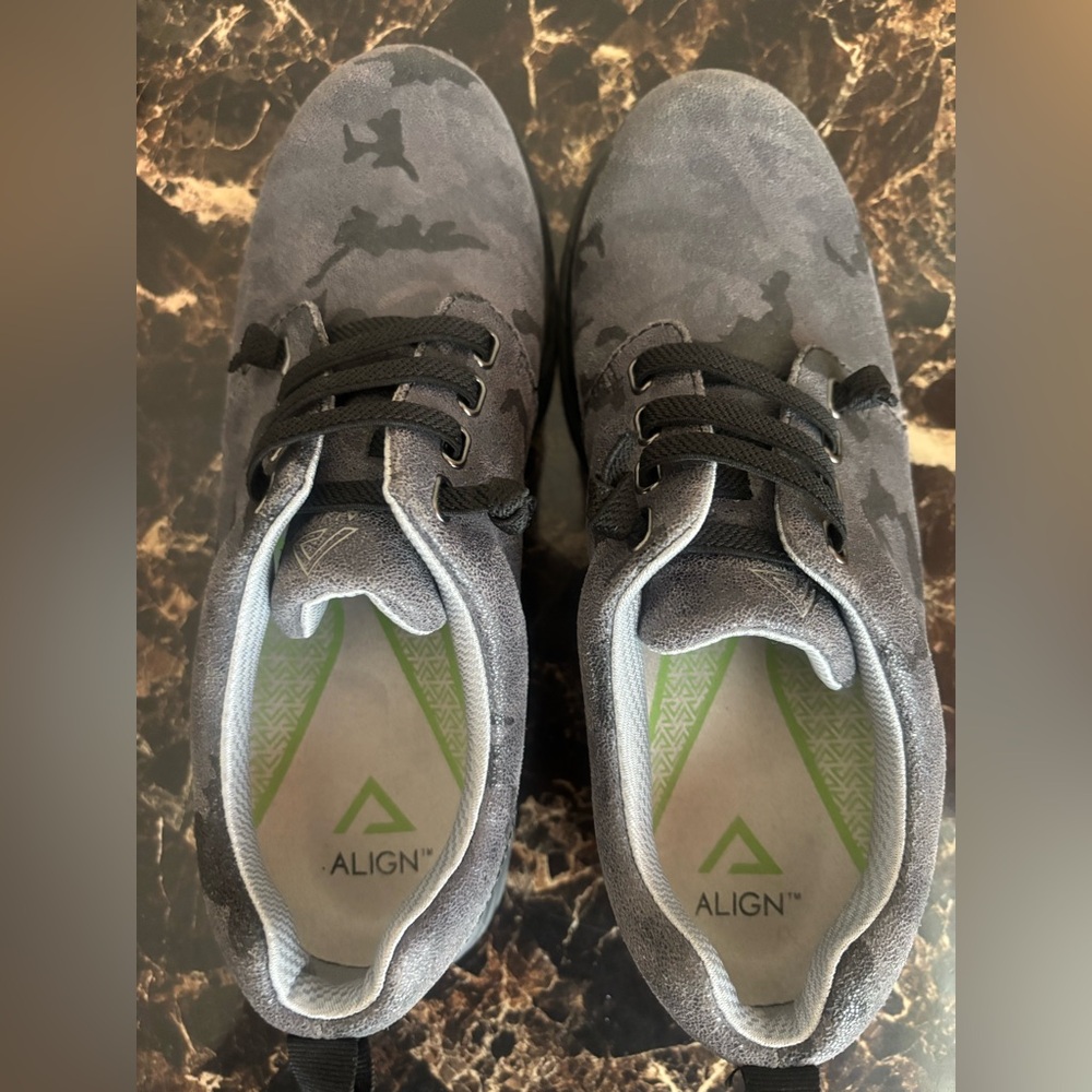 Align‎ Velocity Camouflage slip resistant shoes- Nurse shoes